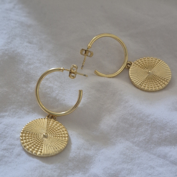 Jewelry - Gold Earrings